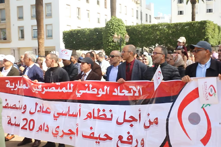 المتصرفون يصعدون دفاعا عن مطالبهم.. المتصرفون يصعدون دفاعا عن مطالبهم..