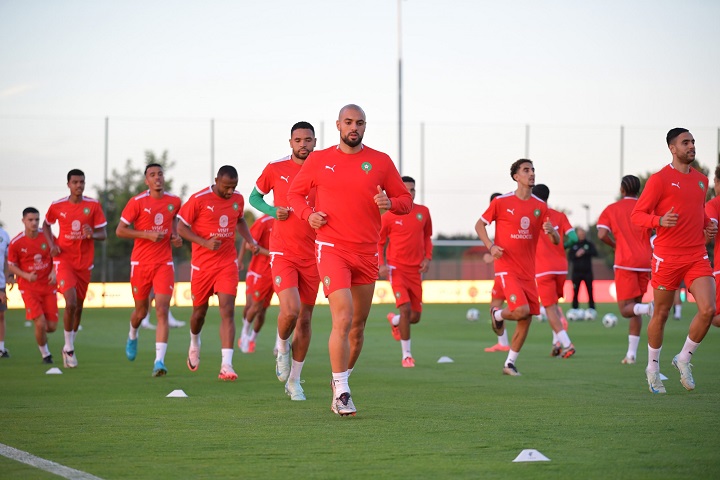 بحضور جميع اللاعبين.. المنتخب الوطني يكثف استعداداته لمباراتي افريقيا الوسطى بحضور جميع اللاعبين.. المنتخب الوطني يكثف استعداداته لمباراتي افريقيا الوسطى
