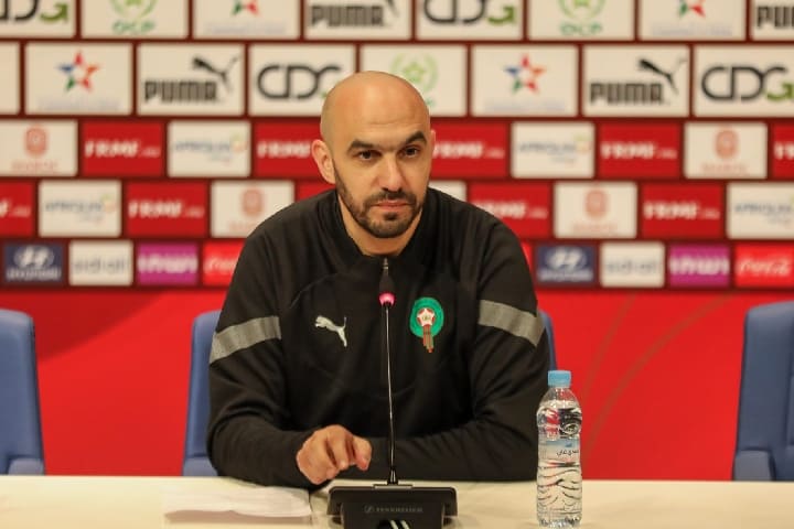 وليد الركراكي يشيد بأداء اللاعبين الجدد خلال مباراة إفريقيا الوسطى وليد الركراكي يشيد بأداء اللاعبين الجدد خلال مباراة إفريقيا الوسطى