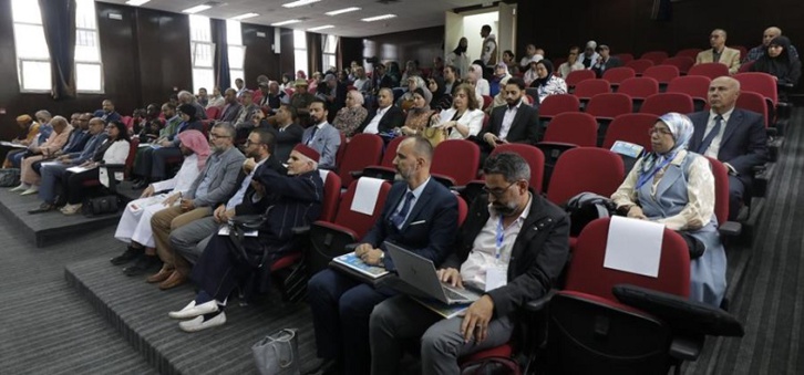 افتتاح المؤتمر الدولي للقيم والفنون بكلية الآداب والعلوم الإنسانية جامعة شعيب الدكالي افتتاح المؤتمر الدولي للقيم والفنون بكلية الآداب والعلوم الإنسانية جامعة شعيب الدكالي