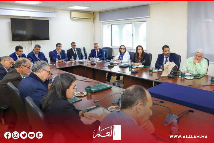 في بلاغ اللجنة التنفيذية لحزب الاستقلال.. التعبئة الجماعية وراء جلالة الملك واستنفار جميع الوسائل والإمكانات من أجل مواصلة الدفاع عن الوحدة الترابية في بلاغ اللجنة التنفيذية لحزب الاستقلال.. التعبئة الجماعية وراء جلالة الملك واستنفار جميع الوسائل والإمكانات من أجل مواصلة الدفاع عن الوحدة الترابية