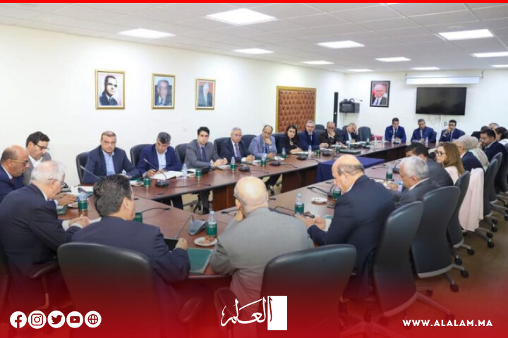 في بلاغ اللجنة التنفيذية لحزب الاستقلال.. التعبئة الجماعية وراء جلالة الملك واستنفار جميع الوسائل والإمكانات من أجل مواصلة الدفاع عن الوحدة الترابية في بلاغ اللجنة التنفيذية لحزب الاستقلال.. التعبئة الجماعية وراء جلالة الملك واستنفار جميع الوسائل والإمكانات من أجل مواصلة الدفاع عن الوحدة الترابية
