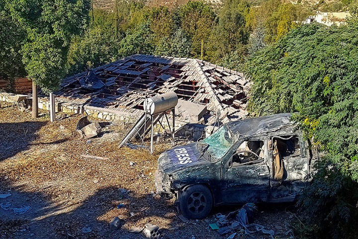استشهاد ثلاثة صحافيين في غارة إسرائيلية على جنوب لبنان استشهاد ثلاثة صحافيين في غارة إسرائيلية على جنوب لبنان