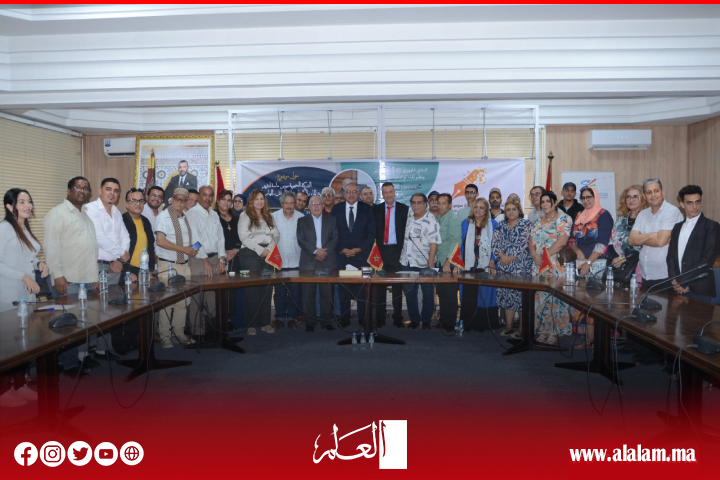 رئيس مجموعة الجماعات الترابية سوس ماسة للتوزيع يبسط في لقاء تواصلي مهام وأهداف المجموعة رئيس مجموعة الجماعات الترابية سوس ماسة للتوزيع يبسط في لقاء تواصلي مهام وأهداف المجموعة