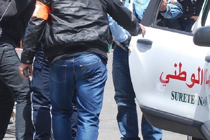 اعتقال مرشح لرئاسة بلدية القنيطرة ومستشارين آخرين بشبهة ممارسات غير قانونية.. اعتقال مرشح لرئاسة بلدية القنيطرة ومستشارين آخرين بشبهة ممارسات غير قانونية..