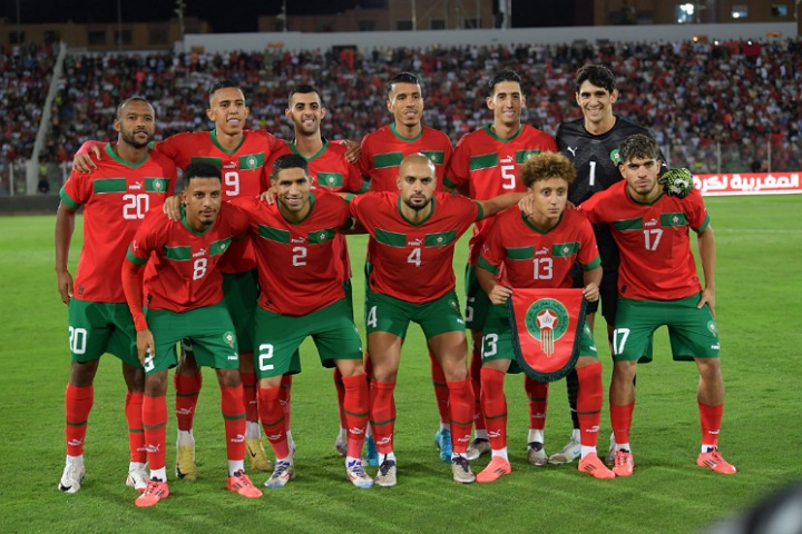 أسود الأطلس يتحدون فهود الغابون والعين على العلامة الكاملة أسود الأطلس يتحدون فهود الغابون والعين على العلامة الكاملة