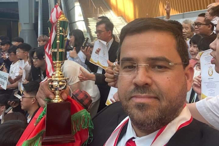 مغربي يحرز الميدالية الذهبية بالمعرض الدولي للاختراعات بكوريا الجنوبية مغربي يحرز الميدالية الذهبية بالمعرض الدولي للاختراعات بكوريا الجنوبية