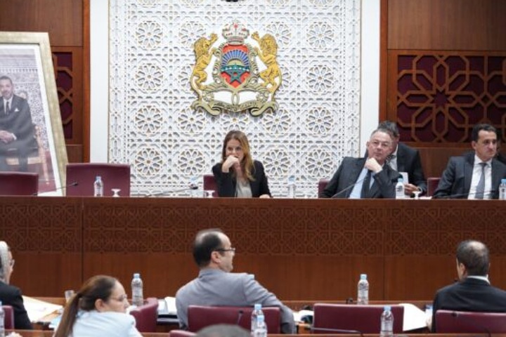 البرلمان يصادق على القانون المالي والرهان معدل تنمية بـ4.6 بالمائة البرلمان يصادق على القانون المالي والرهان معدل تنمية بـ4.6 بالمائة