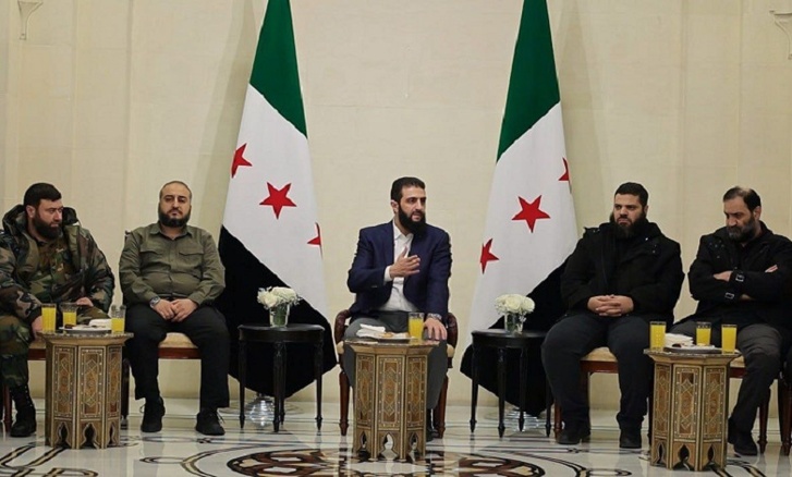 باستثناء "قسد".. السلطات السورية تتفق على حل "جميع الفصائل المسلحة" باستثناء "قسد".. السلطات السورية تتفق على حل "جميع الفصائل المسلحة"