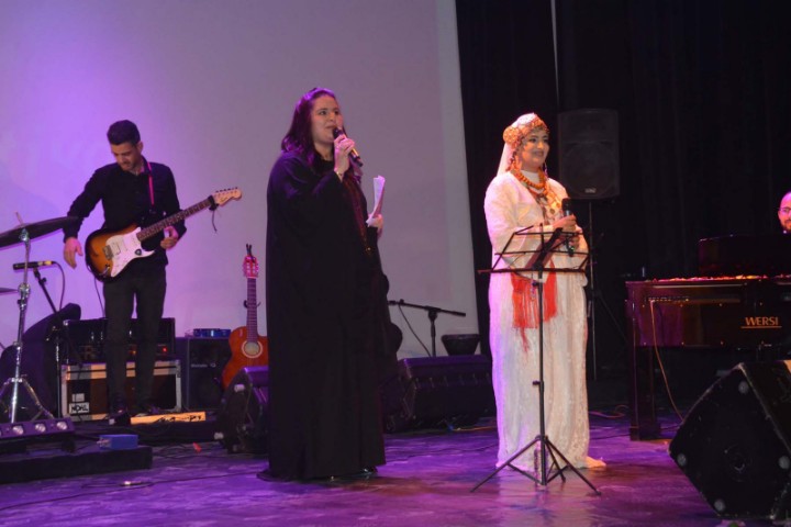 اختتام مهرجان بويا في سمفونية نسائية بسماء الحسيمة اختتام مهرجان بويا في سمفونية نسائية بسماء الحسيمة