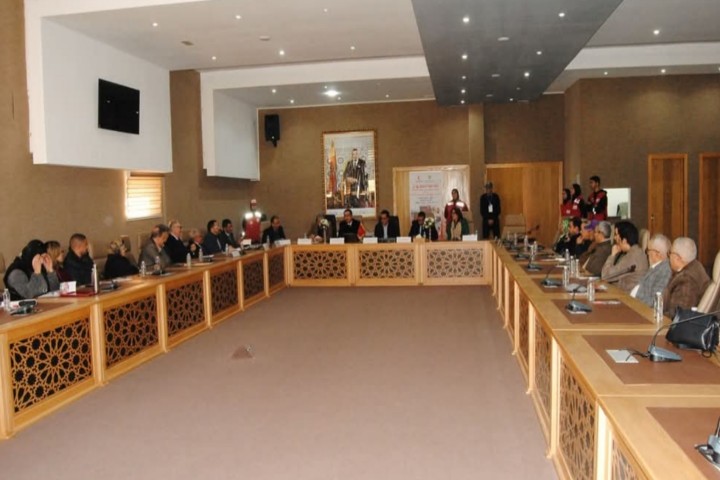 العرائش تحتضن ندوة في موضوع "ثقافة التطوع دعامة بيئية وصون الموارد" العرائش تحتضن ندوة في موضوع "ثقافة التطوع دعامة بيئية وصون الموارد"