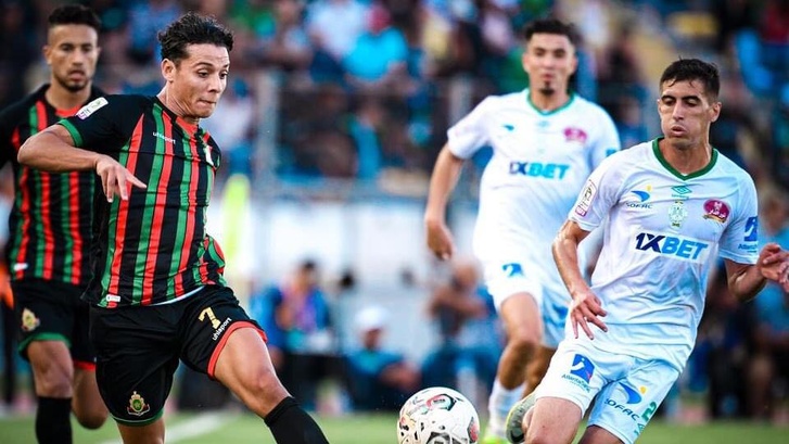 إقبال جماهيري غير مسبوق على تذاكر مباراة الجيش الملكي والرجاء الرياضي في دوري أبطال إفريقيا إقبال جماهيري غير مسبوق على تذاكر مباراة الجيش الملكي والرجاء الرياضي في دوري أبطال إفريقيا