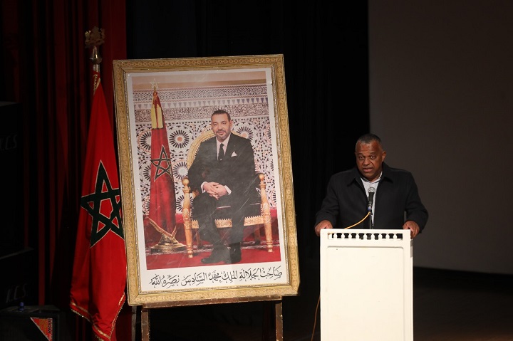 لقاء تواصلي لنجمي الكرة المغربية عزيز بودربالة وحسن ناظر مع شباب زاكورة لقاء تواصلي لنجمي الكرة المغربية عزيز بودربالة وحسن ناظر مع شباب زاكورة