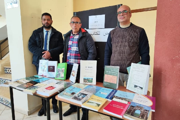 بلقصيري تحتفي بالكتاب الأمازيغي والغرباوي في "آيض يناير" بلقصيري تحتفي بالكتاب الأمازيغي والغرباوي في "آيض يناير"