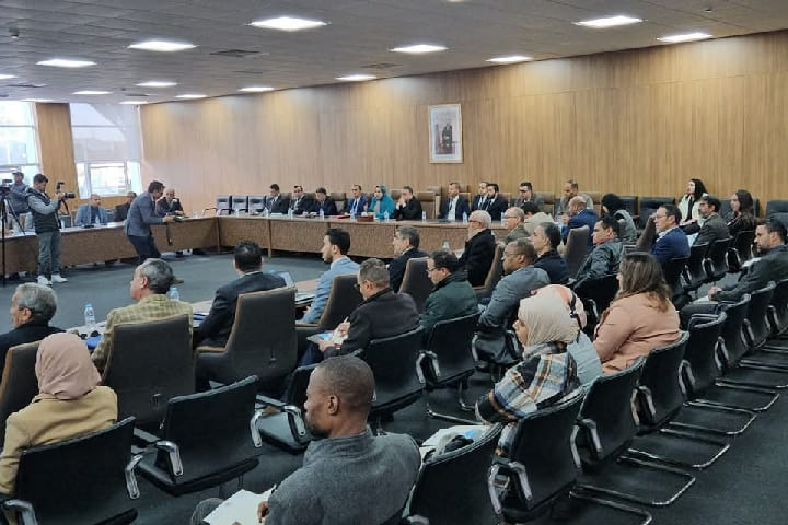 وزارة التجهيز والماء تطلق ورشات تشاورية لتثمين الملك العمومي البحري وزارة التجهيز والماء تطلق ورشات تشاورية لتثمين الملك العمومي البحري