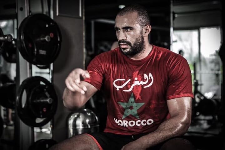 الشرطة الهولندية تلقي القبض على بدر هاري في أمستردام الشرطة الهولندية تلقي القبض على بدر هاري في أمستردام