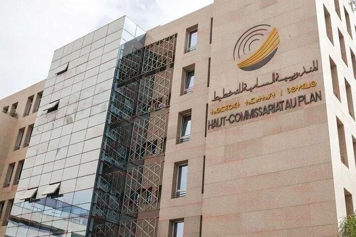 "المغرب يشهد تراجعاً ملحوظاً في معدلات الفقر المطلق على مستوى البلاد" "المغرب يشهد تراجعاً ملحوظاً في معدلات الفقر المطلق على مستوى البلاد"