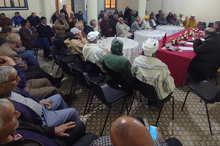 المخطط الأخضر يتلقى انتقادات من فلاحي بني ملال خنيفرة المخطط الأخضر يتلقى انتقادات من فلاحي بني ملال خنيفرة