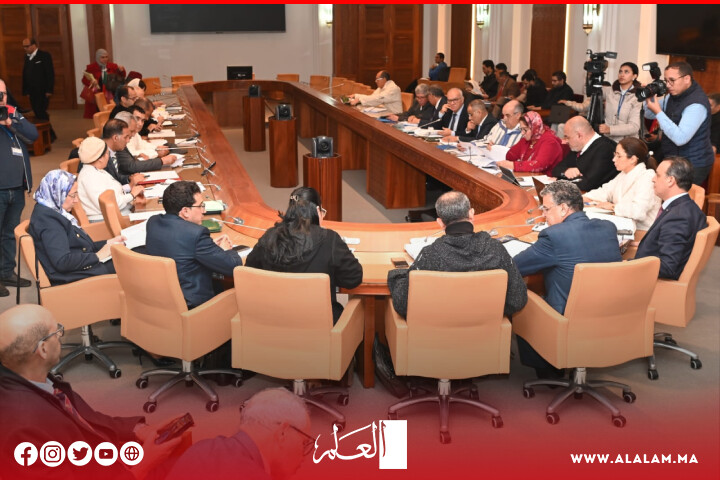 حوار ساخن بين وزير العدل والبرلمانيين والسبب.. حماية المال العام والفساد حوار ساخن بين وزير العدل والبرلمانيين والسبب.. حماية المال العام والفساد