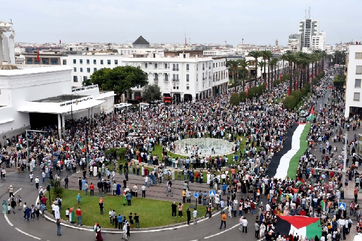 حماس تدعو الأمة الإسلامية لتصعيد الحراك التضامني والتنديد باستئناف العدوان على غزة حماس تدعو الأمة الإسلامية لتصعيد الحراك التضامني والتنديد باستئناف العدوان على غزة