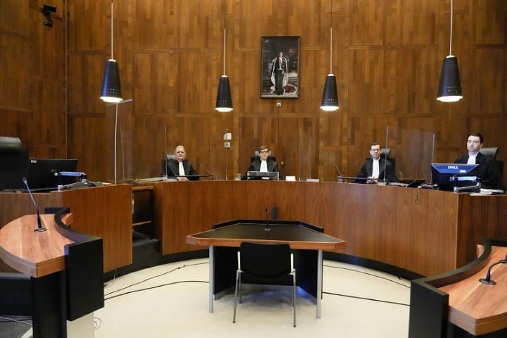 القضاء الهولندي يلغي قرار إسقاط الجنسية عن المغاربة المدانين بالإرهاب وينتصر لهم القضاء الهولندي يلغي قرار إسقاط الجنسية عن المغاربة المدانين بالإرهاب وينتصر لهم