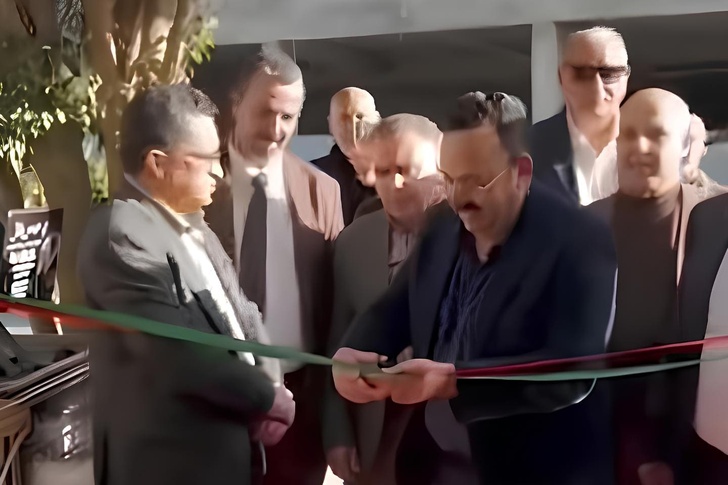 تدشين مقهى خاص من طرف مسؤول ترابي بالعرائش يثير الجدل تدشين مقهى خاص من طرف مسؤول ترابي بالعرائش يثير الجدل