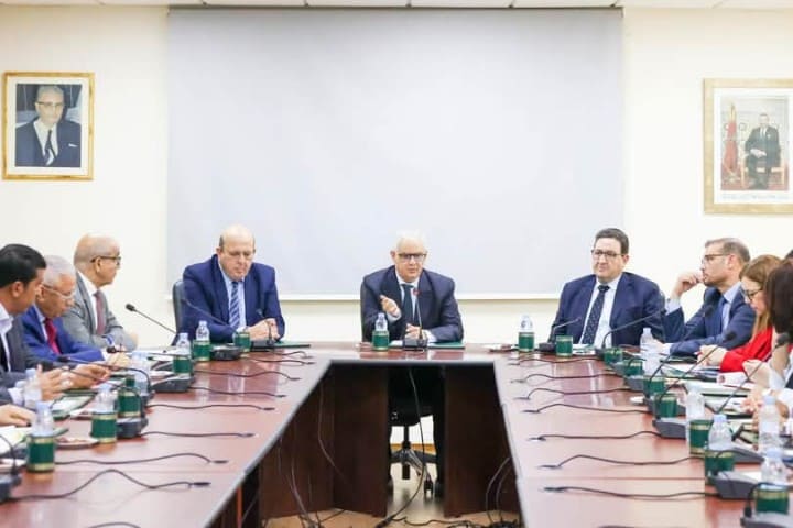 حزب الاستقلال يثمن الدعم الدولي المتجدد للوحدة الترابية ويؤكد على تخليق الحياة العامة وتعزيز الدولة الاجتماعية حزب الاستقلال يثمن الدعم الدولي المتجدد للوحدة الترابية ويؤكد على تخليق الحياة العامة وتعزيز الدولة الاجتماعية