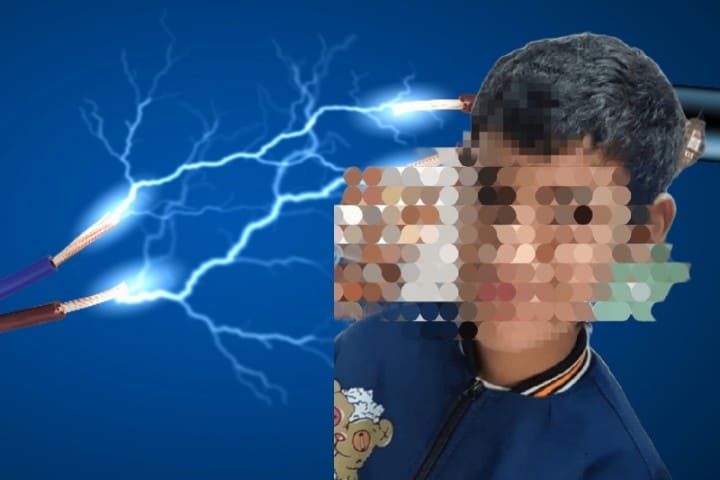 صعقة كهربائية تودي بحياة الطفل أيمن... ومأساة الأحياء الهامشية بالعرائش تتواصل صعقة كهربائية تودي بحياة الطفل أيمن... ومأساة الأحياء الهامشية بالعرائش تتواصل