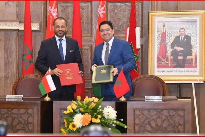 سلطنة عمان تدعم الوحدة الترابية للمملكة وتعتبر مبادرة الحكم الذاتي الأساس لأي حل سلطنة عمان تدعم الوحدة الترابية للمملكة وتعتبر مبادرة الحكم الذاتي الأساس لأي حل