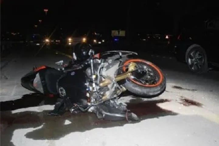 وفاة شاب بأكادير جراء حادثة سير مروعة وفاة شاب بأكادير جراء حادثة سير مروعة