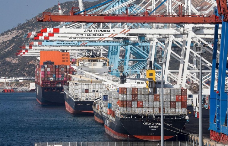 التجارة الثنائية بين المغرب والاتحاد الأوروبي تجاوزت 60 مليار يورو خلال 2024 التجارة الثنائية بين المغرب والاتحاد الأوروبي تجاوزت 60 مليار يورو خلال 2024