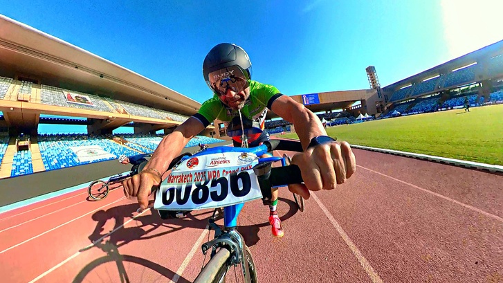 كارلو كالكاني يسطر إنجازا تاريخيا بمراكش بتحطيمه رقمين قياسيين عالميين كارلو كالكاني يسطر إنجازا تاريخيا بمراكش بتحطيمه رقمين قياسيين عالميين