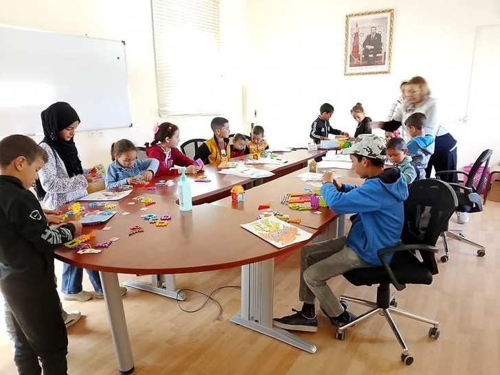 الحسيمة: قافلة طبية بلجيكية تحل بجماعة بني عمارت وسيدي بوزينب الحسيمة: قافلة طبية بلجيكية تحل بجماعة بني عمارت وسيدي بوزينب