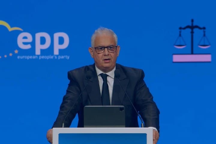 نزار بركة يدعو لدعم الحكم الذاتي في مؤتمر أوروبي نزار بركة يدعو لدعم الحكم الذاتي في مؤتمر أوروبي