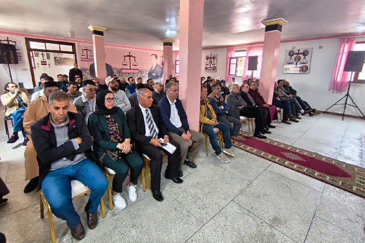 المؤتمر الجهوي للاتحاد العام للفلاحين لطنجة يتضامن مع أعضاء الغرفة الفلاحية بالشمال المؤتمر الجهوي للاتحاد العام للفلاحين لطنجة يتضامن مع أعضاء الغرفة الفلاحية بالشمال