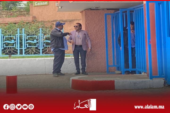 مدير المستشفى الجهوي بني ملال يستنفر كل الأطقم لتجفيف كل الظواهر المشينة بالمشفى ومحيطه مدير المستشفى الجهوي بني ملال يستنفر كل الأطقم لتجفيف كل الظواهر المشينة بالمشفى ومحيطه