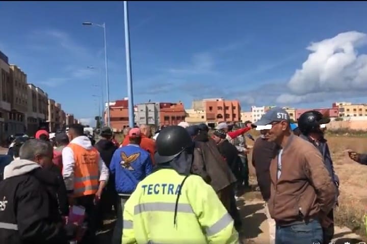 الجديدة: تحويل فضاء بيع الأسماك بالجملة إلى جوار مؤسسة تعليمية يثير القلق الجديدة: تحويل فضاء بيع الأسماك بالجملة إلى جوار مؤسسة تعليمية يثير القلق