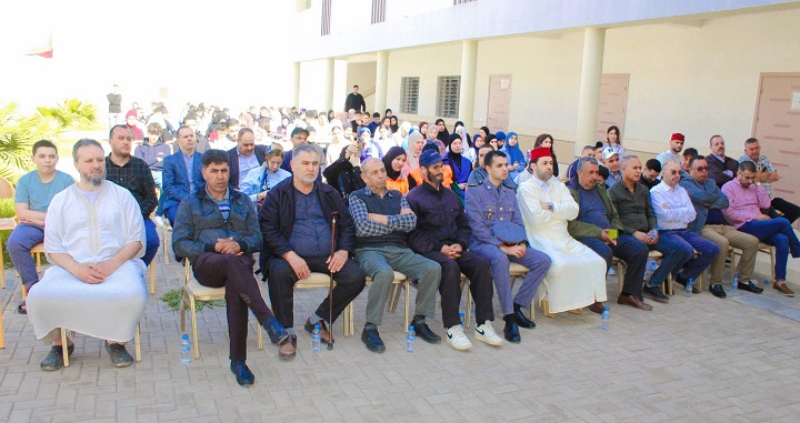 خبراء في المجال التربوي والصحي والسلوكي يقدّمون للتلاميذ رؤى تربوية متكاملة حول آفات التدخين خبراء في المجال التربوي والصحي والسلوكي يقدّمون للتلاميذ رؤى تربوية متكاملة حول آفات التدخين