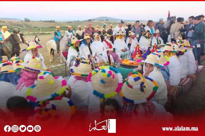 اختتام فعاليات الدورة الثالثة عشر من المهرجان الدولي لفروسية "ماطا" على وقع النجاح الكبير اختتام فعاليات الدورة الثالثة عشر من المهرجان الدولي لفروسية "ماطا" على وقع النجاح الكبير