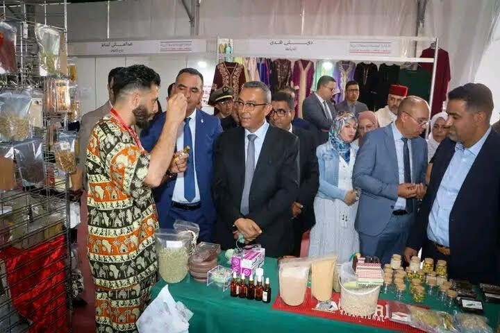 لقاء إقليمي تواصلي ومنتديات وورشات ومعرض للمنتجات بتاوريرت لقاء إقليمي تواصلي ومنتديات وورشات ومعرض للمنتجات بتاوريرت