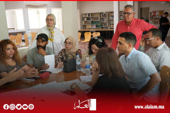 بني ملال تحتضن اللقاء الجهوي الخامس حول أولويات وتحديات الشباب المغربي بني ملال تحتضن اللقاء الجهوي الخامس حول أولويات وتحديات الشباب المغربي