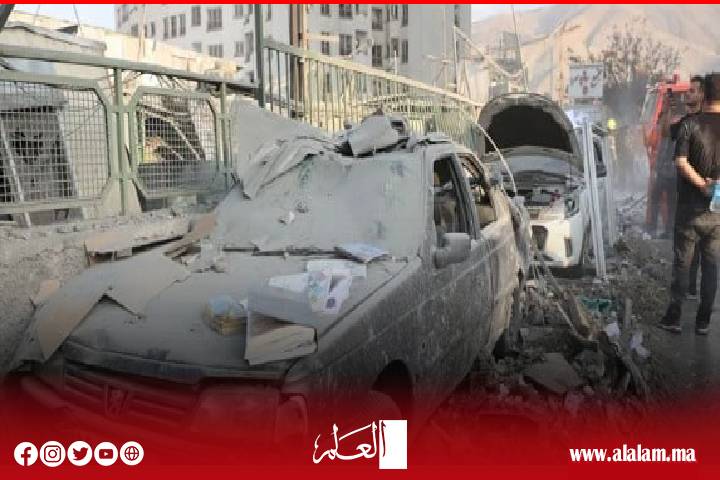 بعد عملية "الأسد الصاعد".. خامنئي يتوعّد إسرائيل بالعبرية: "مصيركم مرير ويدنا لن ترحم" بعد عملية "الأسد الصاعد".. خامنئي يتوعّد إسرائيل بالعبرية: "مصيركم مرير ويدنا لن ترحم"