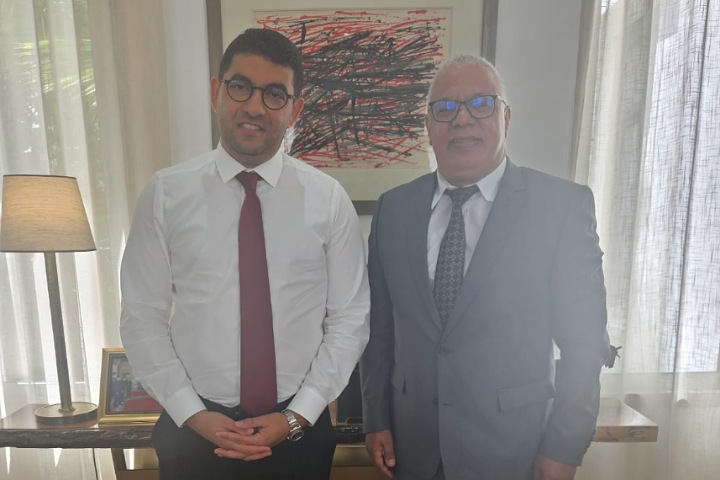 برطال يترافع أمام الوزير بنسعيد عن أوضاع موظفي قطاع الشباب برطال يترافع أمام الوزير بنسعيد عن أوضاع موظفي قطاع الشباب