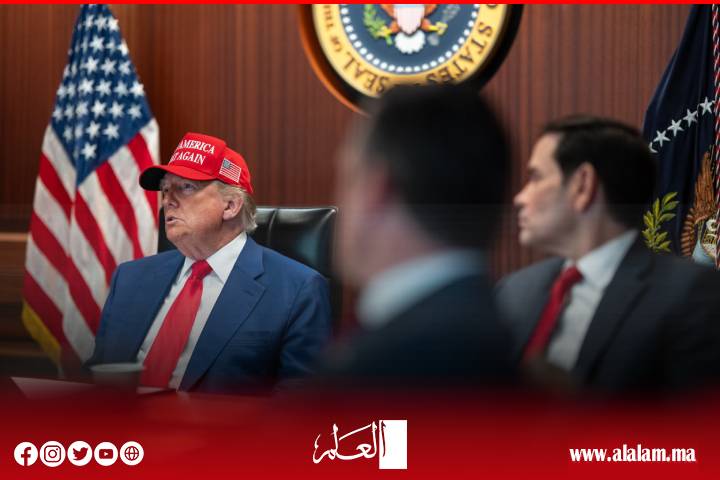 ترامب: الآن يمكن لإيران مواصلة بيع نفطها للصين ترامب: الآن يمكن لإيران مواصلة بيع نفطها للصين
