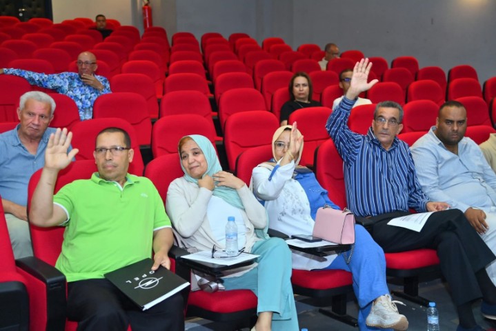 مقاطعة سيدي البرنوصي تعقد دورتها الاستثنائية في جو من المسؤولية مقاطعة سيدي البرنوصي تعقد دورتها الاستثنائية في جو من المسؤولية