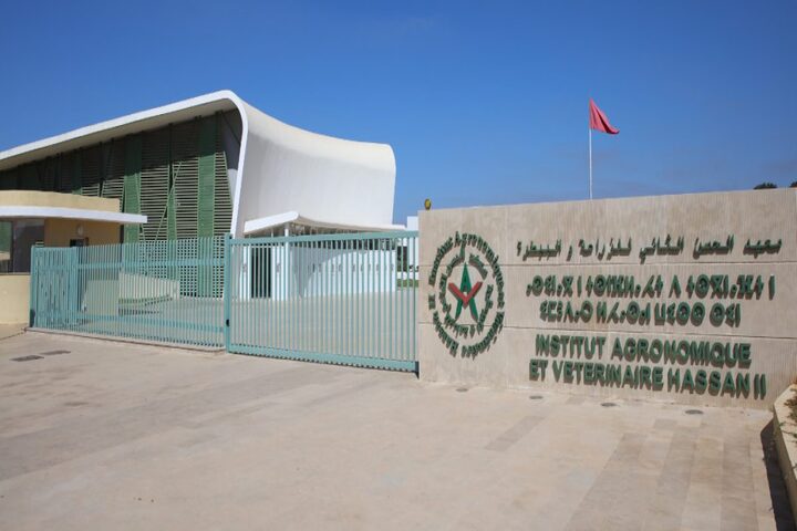 احتجاجا‭ ‬على‭ ‬قرار‭ ‬هدم‭ ‬السكن‭ ‬الداخلي‭ ‬لمعهد‭ ‬الحسن‭ ‬الثاني‭ ‬للزراعة‭ ‬والبيطرة‭:‬