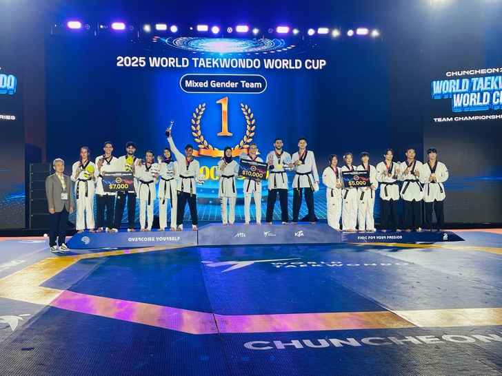 المنتخب الوطني فئة فريق مختلط للتايكوندو يتوج بفضية في كأس العالم للفرق بجمهورية كوريا. المنتخب الوطني فئة فريق مختلط للتايكوندو يتوج بفضية في كأس العالم للفرق بجمهورية كوريا.