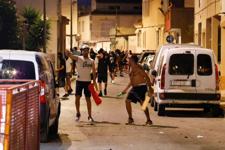 تطورات تؤكد أن أحداث مورسيا دوافعها سياسية رخيصة تطورات تؤكد أن أحداث مورسيا دوافعها سياسية رخيصة