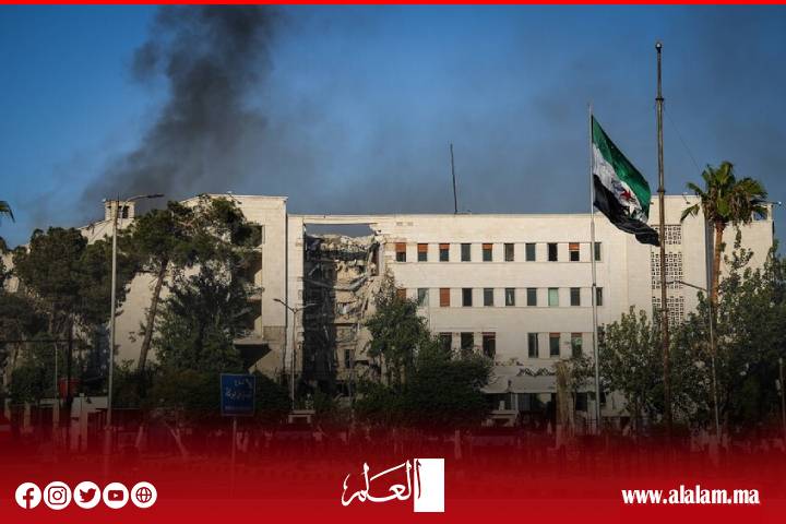 رئيس سوريا يكشف عن وساطات أوقفت ضربات إسرائيل على بلاده رئيس سوريا يكشف عن وساطات أوقفت ضربات إسرائيل على بلاده