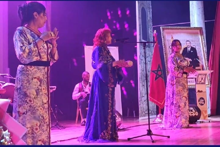 افتتاح بهيج للمهرجان الوطني للعيطة في دورته الـ23 بأسفي تحت الرعاية الملكية السامية افتتاح بهيج للمهرجان الوطني للعيطة في دورته الـ23 بأسفي تحت الرعاية الملكية السامية